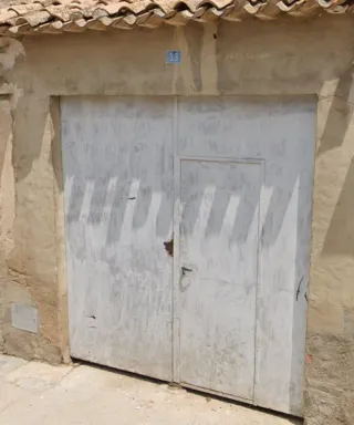 Puerta de garaje metálica