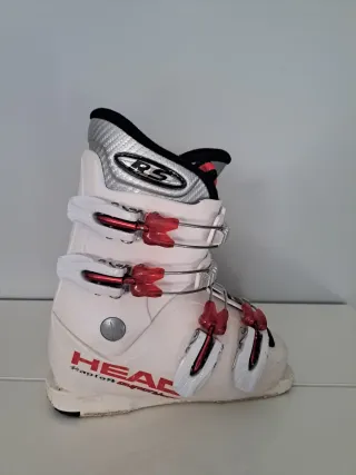 Esquís L100 + bastones
Botas HEAD Talla 20-20.5