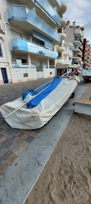 Patin a vela 