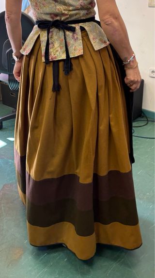 Traje Regional Asturiano Mujer