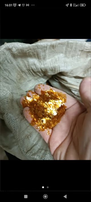 Goma laca escamas doradas un kilo