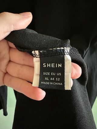 Camiseta de lactancia negra