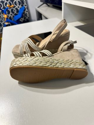 Sandalias cuña Blogger beige