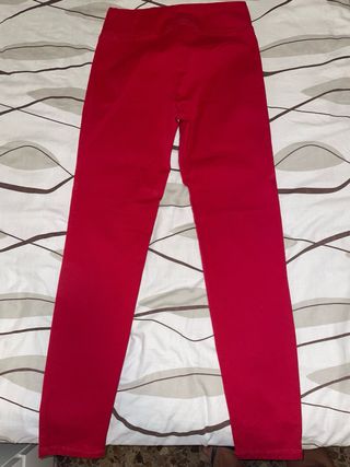 Vaqueros leggings rojos Calzedonia Talla M. Nuevos