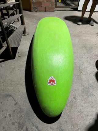 Kayak de aguas bravas Dragorrossi Kush.