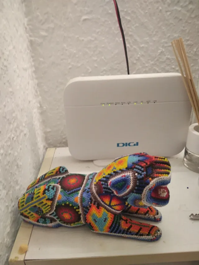 Yaguar de cuentas Huichol