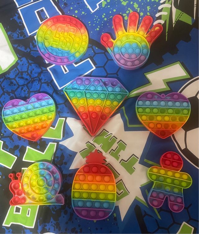 Set 7 Pop It Arcoíris Formas Variadas