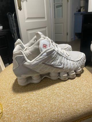 Nike Shox Plata y Blanco