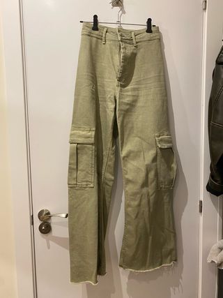 Pantalones cargo verdes