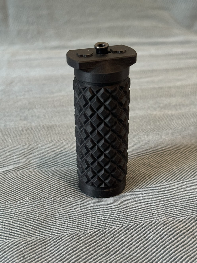 Empuñadura M-LOK y Keymod Argyle