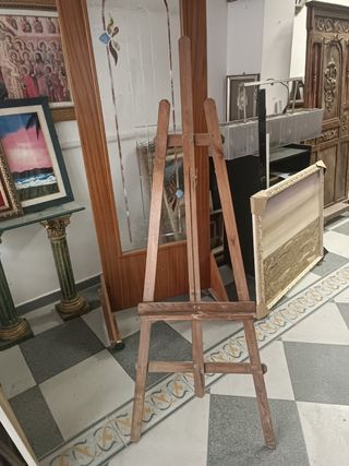 Caballete de madera para pintar