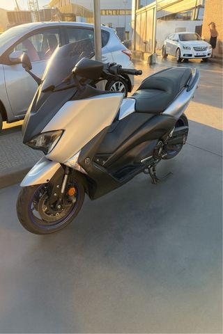 Yamaha T-Max