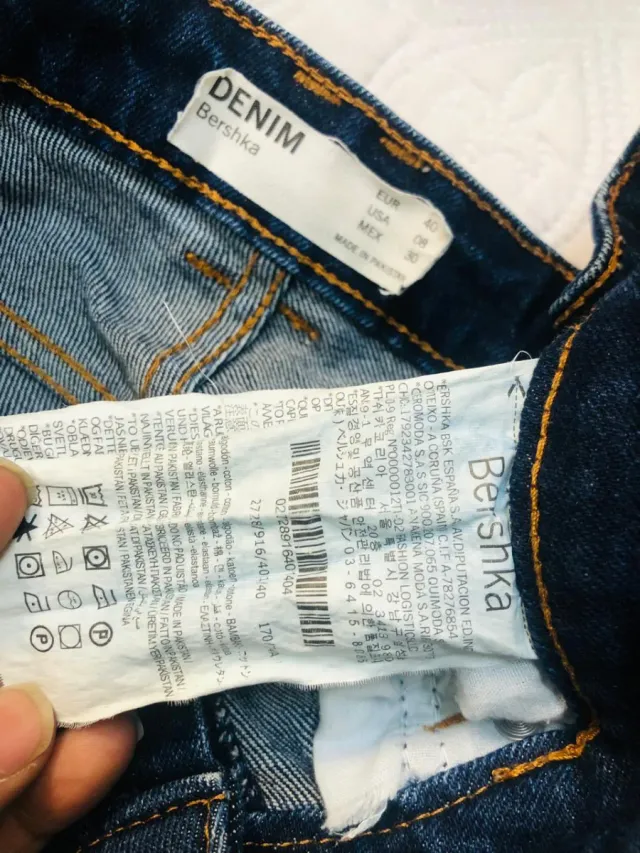 Bershka Shorts Vaqueros Azules Desgastados