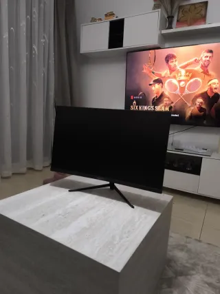 Monitor Negro 
