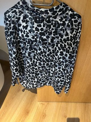 Camiseta Zara Animal Print