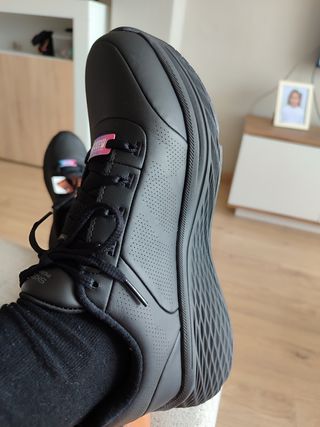Skechers Zapatillas Running Confort Negro.