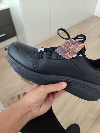 Skechers Zapatillas Running Confort Negro.