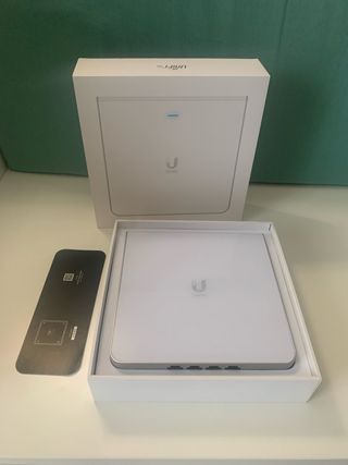 Ubiquiti UniFi In-Wall Enterprise WiFi AP