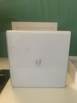 Ubiquiti UniFi In-Wall Enterprise WiFi AP