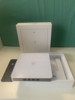 Ubiquiti UniFi In-Wall Enterprise WiFi AP