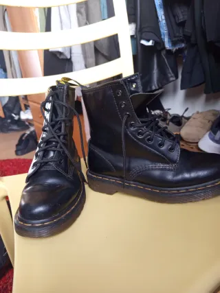 Botas Dr. Martens chicanegras