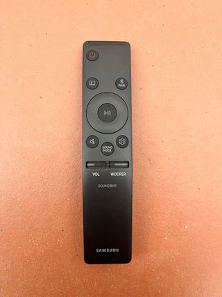 Barra de Sonido y Subwoofer Samsung Negra