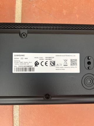 Barra de Sonido y Subwoofer Samsung Negra