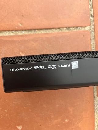 Barra de Sonido y Subwoofer Samsung Negra