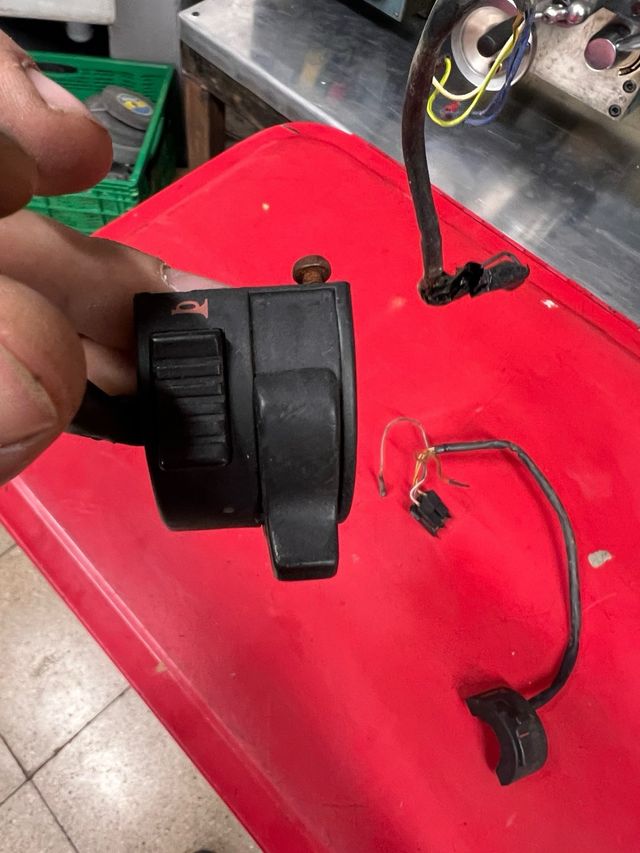 Comandi della luce Derbi Variant