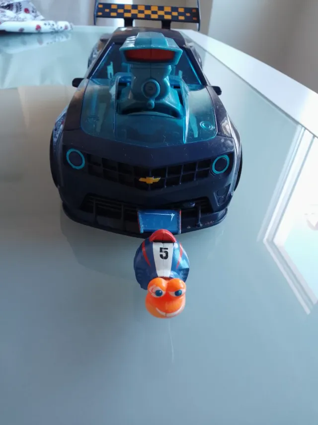 Coche Turbo Lanzador Disney Pixar