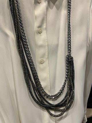 Collar Zara negro y dorado