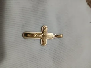 Colgante de oro 18k