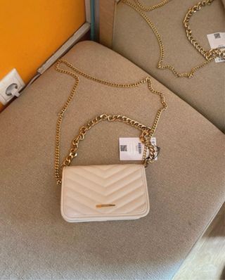 Bolso Bershka Beige y Dorado