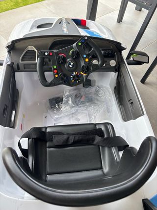 Coche eléctrico BMW M Motorsport para niño
