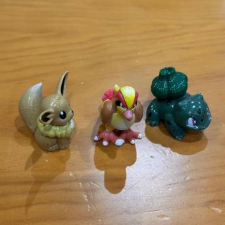 Lote Pokémon Tomy Eevee, Pidgey, Bulbasaur