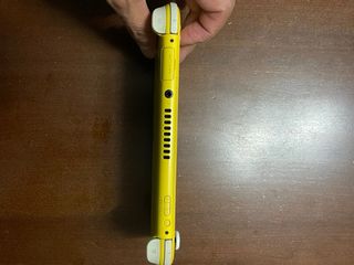 Nintendo Switch Lite Gialla