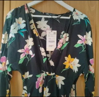 Vestido largo floral Zara