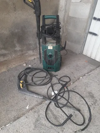 Máquina de presión agua