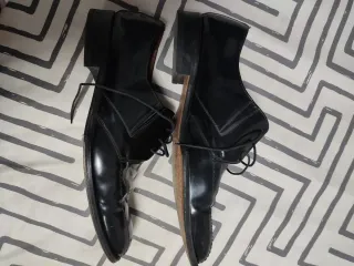 Zapatos de piel negros para novio