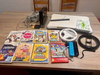 Consola Wii + Wii Fit Plus y juegos
