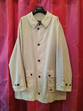 Trench Burberry Beige Corto
Hombre 