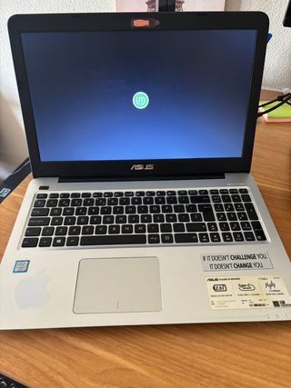 Portátil ASUS F556U Intel Core i7 8GB RAM 1TB