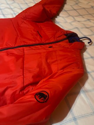 Chaqueta reversible plumas Mammut