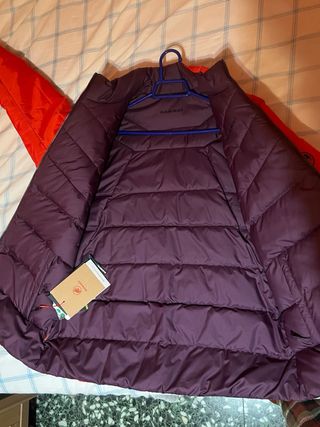 Chaqueta reversible plumas Mammut