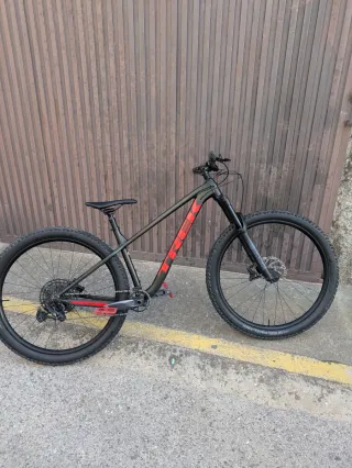 Bicicleta Trek Roscoe 8