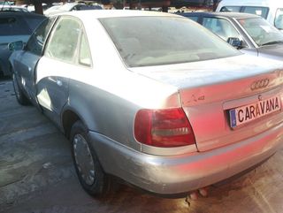 Centralita audi 1828744 028906021bd a4 berlina b5