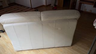 Sofá de piel 2 plazas beige