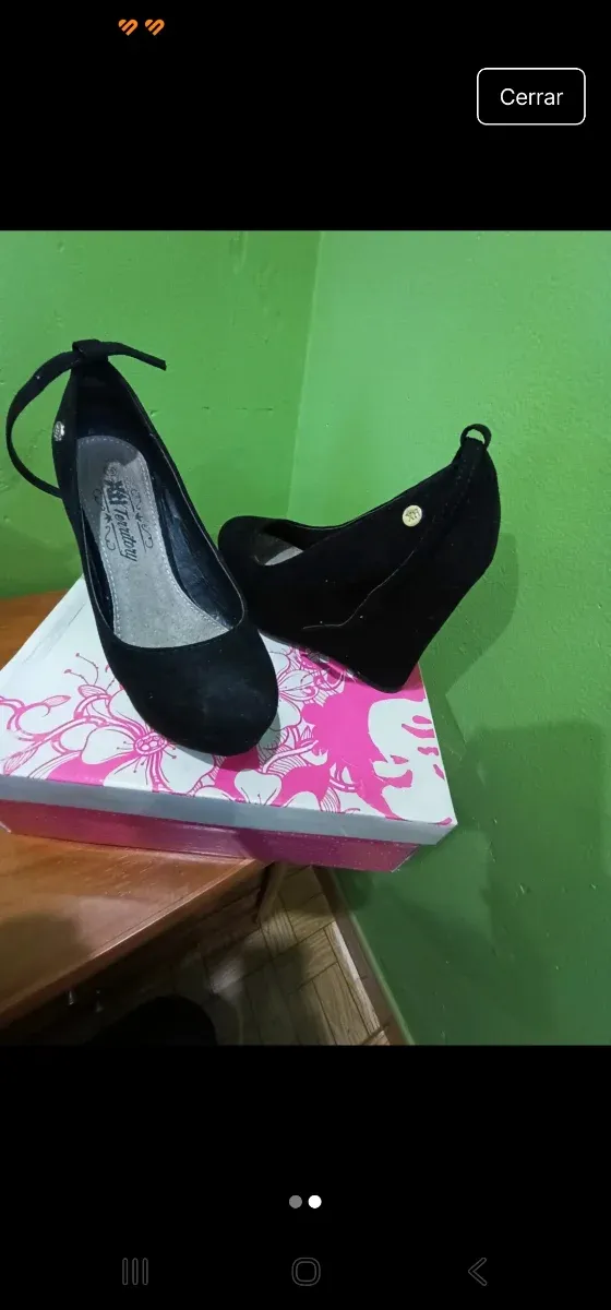Zapatos de cuña negros