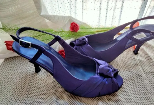 ZAPATOS DE FIESTA DE RASO MORADOS.