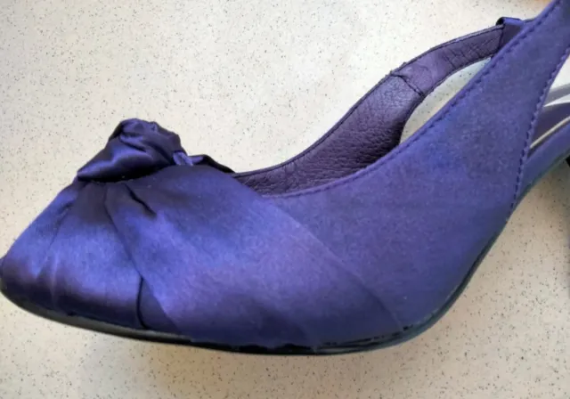 ZAPATOS DE FIESTA DE RASO MORADOS.